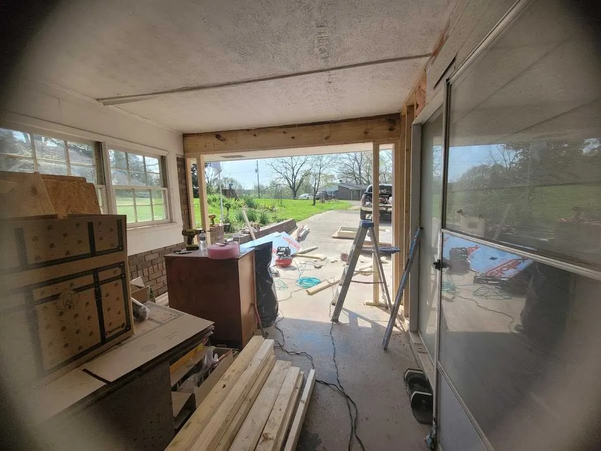 Air movers and dehumidifier for Water Mitigation Services in Centerville